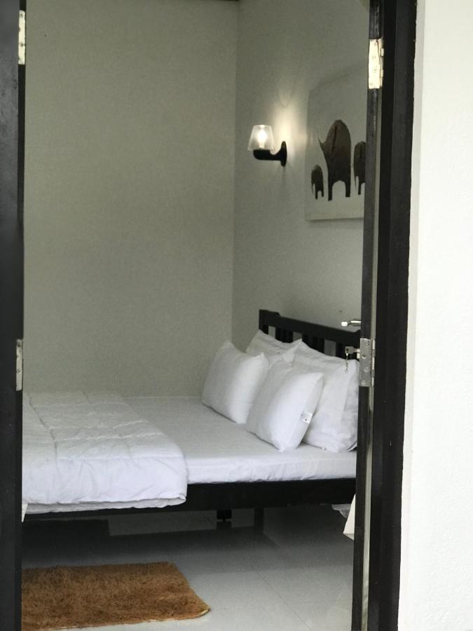 Sun & Fun Hikkaduwa Hotel ภายนอก รูปภาพ