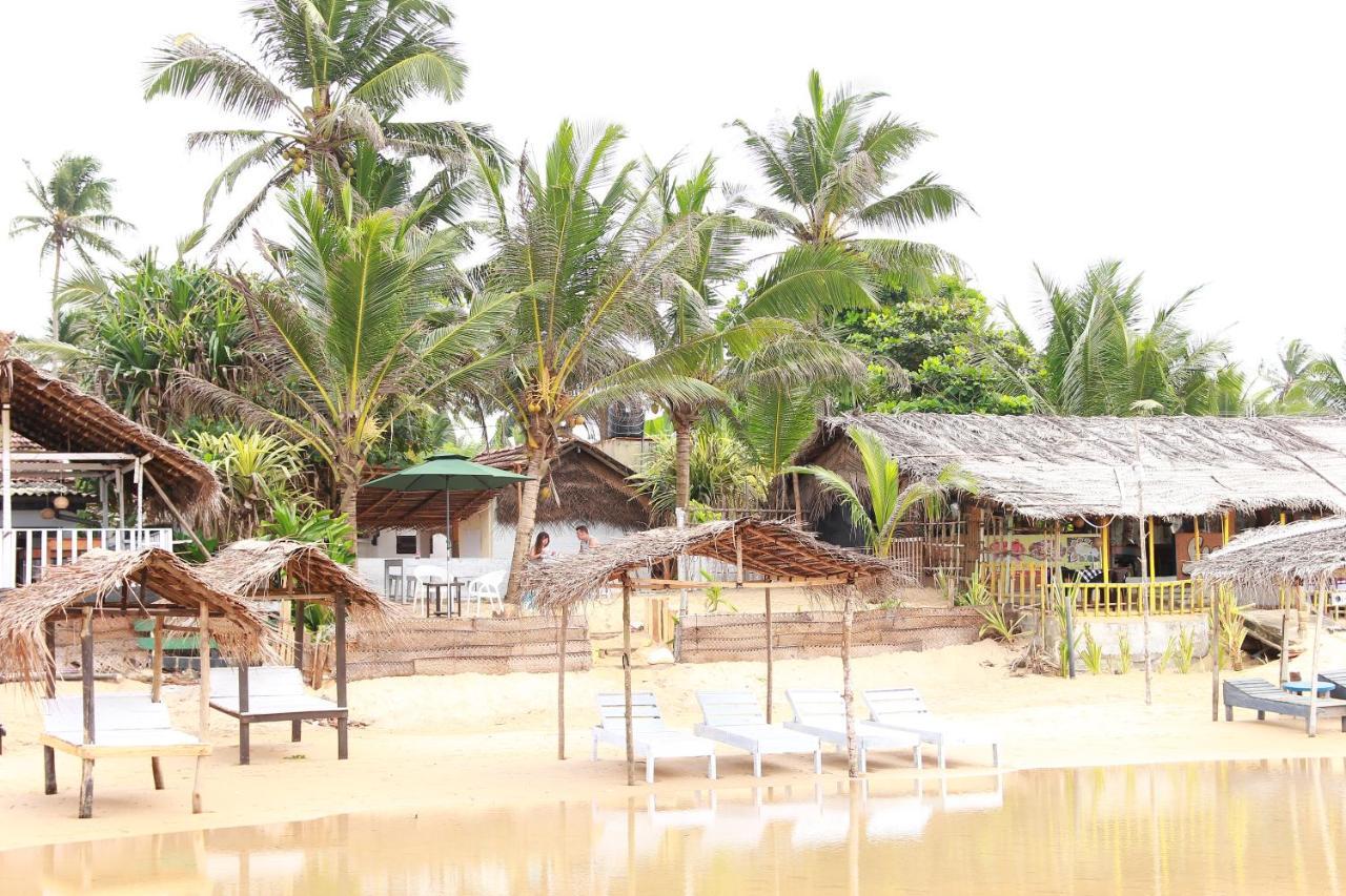 Sun & Fun Hikkaduwa Hotel ภายนอก รูปภาพ