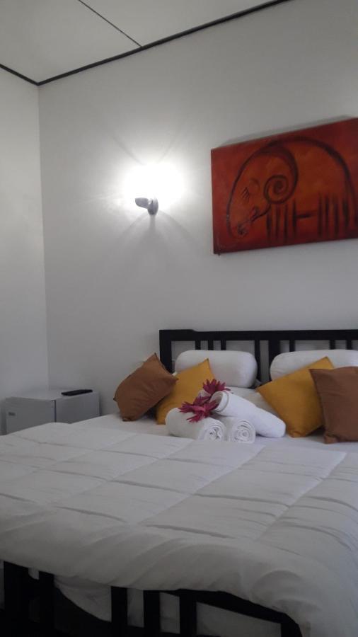 Sun & Fun Hikkaduwa Hotel ภายนอก รูปภาพ